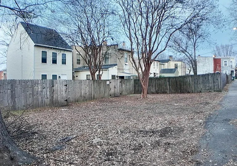 513 Catherine St — Photo 2