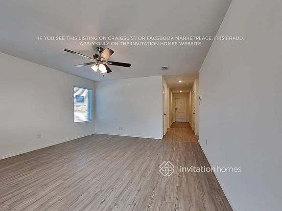3rd image of 1009 Wildflower St