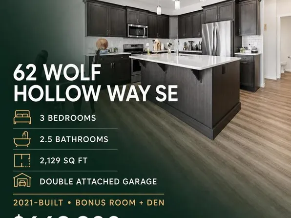 62 W Wolf Hollow Way SE, Calgary, AB T2X 1T8