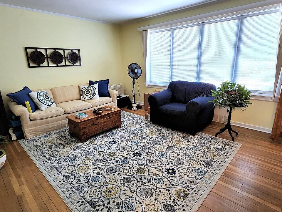 1st image of 6128 74th St #1