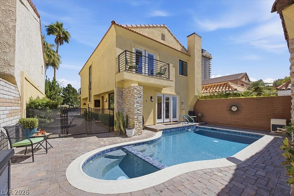 3161 Bel Air Dr