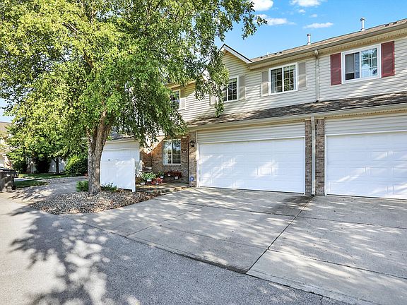 3rd image of 5840 Beacon Cove Pl