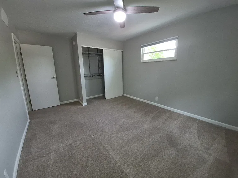 8511 Coran Dr — Photo 15