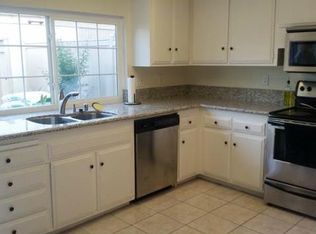 9806 Via Sonoma, cypress, CA 90620