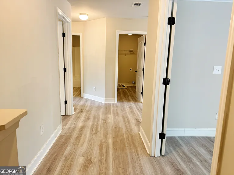 732 Sanctuary Ln — Photo 15