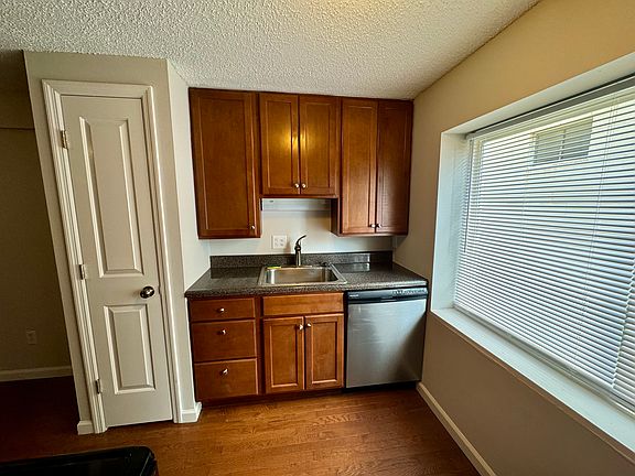 5th image of 3310 Watson Rd APT 1