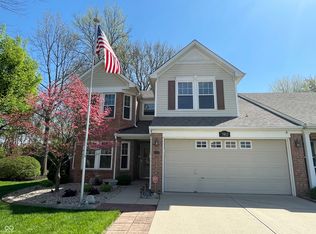 7403 Oak Knoll Dr, Indianapolis, IN