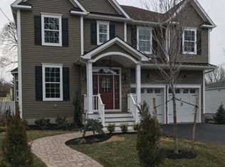 172 E Chestnut Ave, Metuchen, NJ 08840