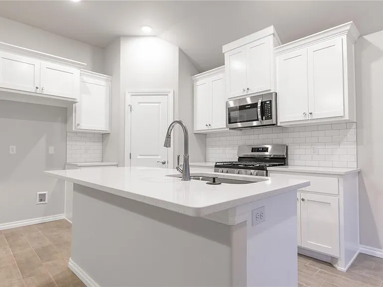 3808 Lleyton Dr — Photo 4