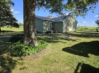 2071 140th St, Hazleton, IA 50641