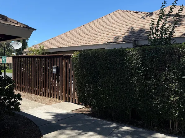 2097 Olivera Rd APT D, Concord, CA 94520