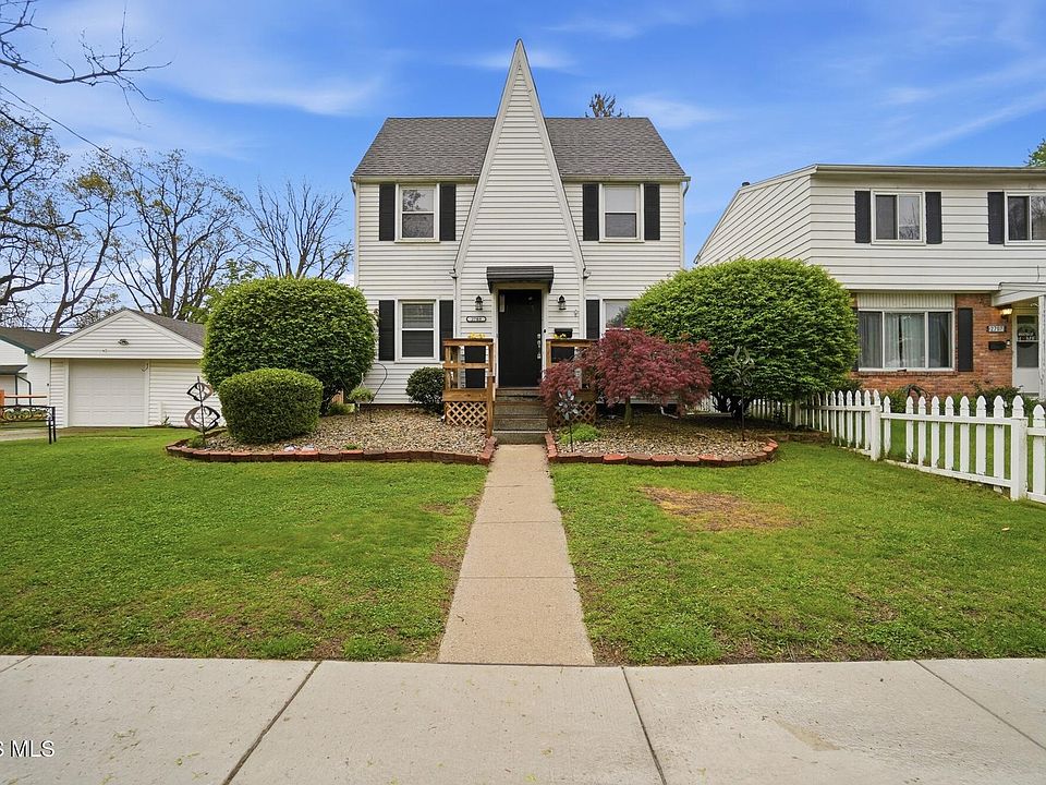 1st image of 2703 Wyndale Rd