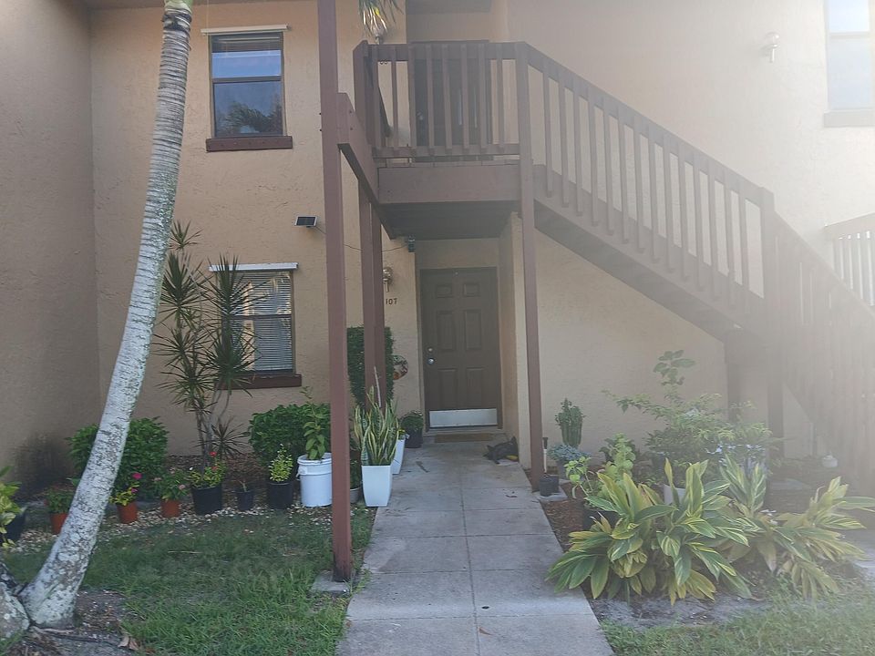 1st image of 1108 Lakeview Dr E