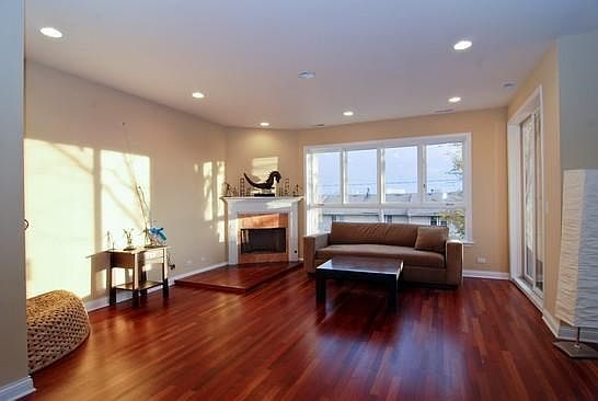 2nd image of 2310 W Jackson Blvd APT 2A