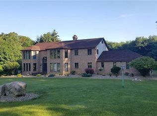 2358 Secrest Rd, Wooster, OH 44691