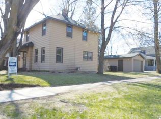 418 Pine St, Shawano, WI 54166