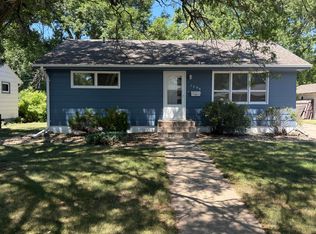 1506 E 3rd Ave, Mitchell, SD 57301