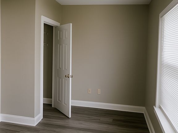4th image of 308 Spangler Dr APT 1