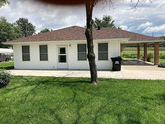2nd image of 408 Arden Dr