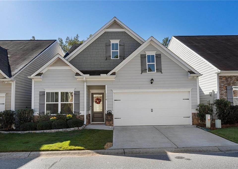 1st image of 114 Hickory Village Cir