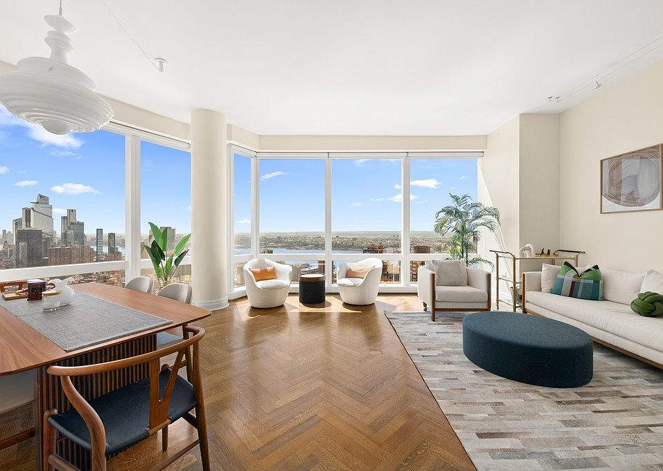 1st image of 80 Columbus Cir #68E