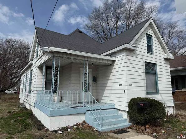 2129 N Wisconsin Ave, Peoria, IL 61603