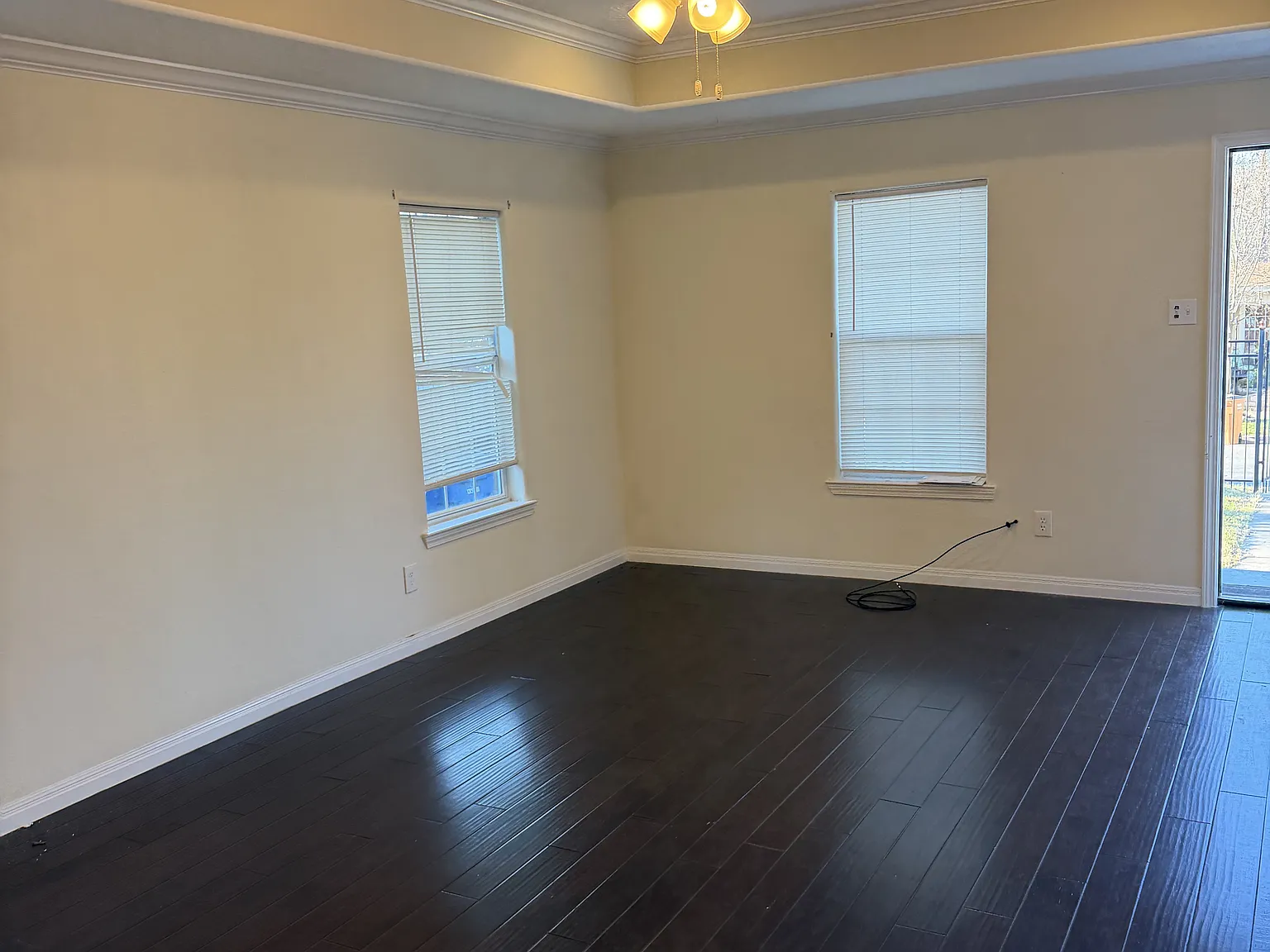 2 bed, 1040 sqft, $2,850 — Photo 2