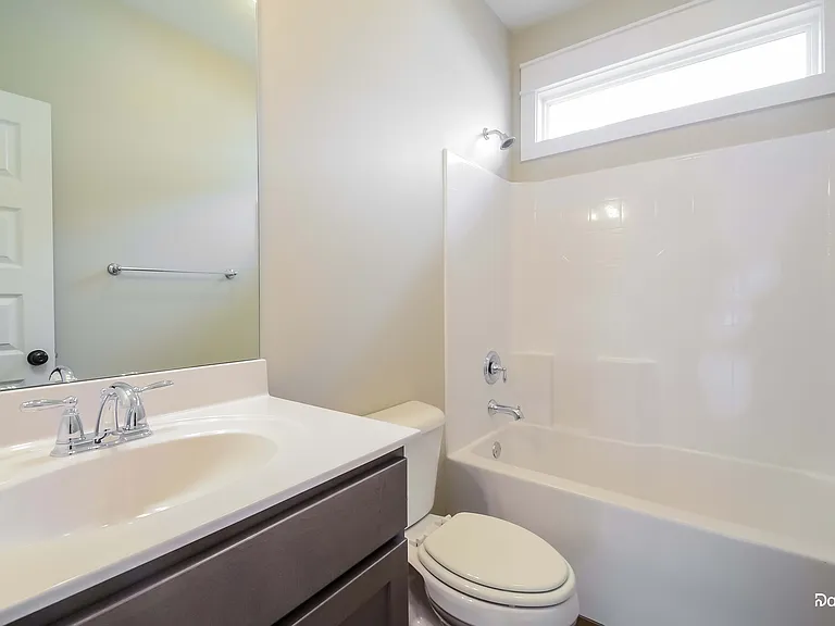 3942 Crest Lndg — Photo 11