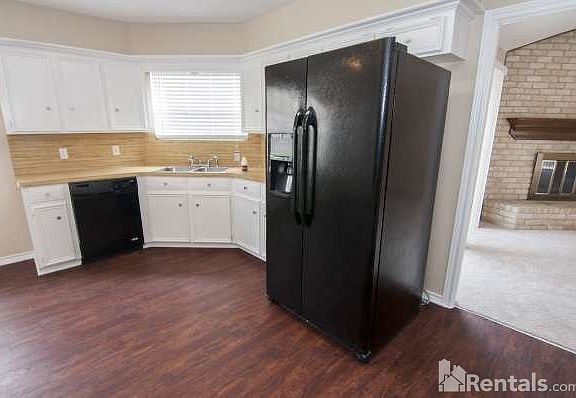 2nd image of 1711 Hamlin Valley Dr