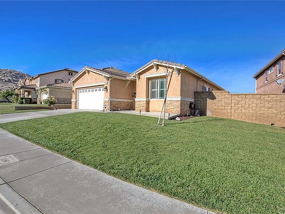3rd image of 16586 Gala Ave