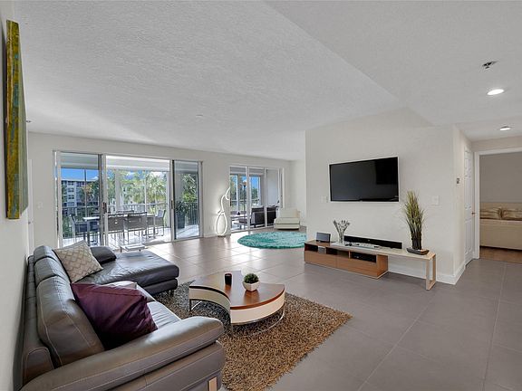 4th image of 4108 W Palm Aire Drive #083b