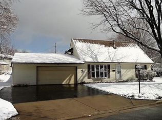 1157 Sheraton Cir NW, North Canton, OH 44720