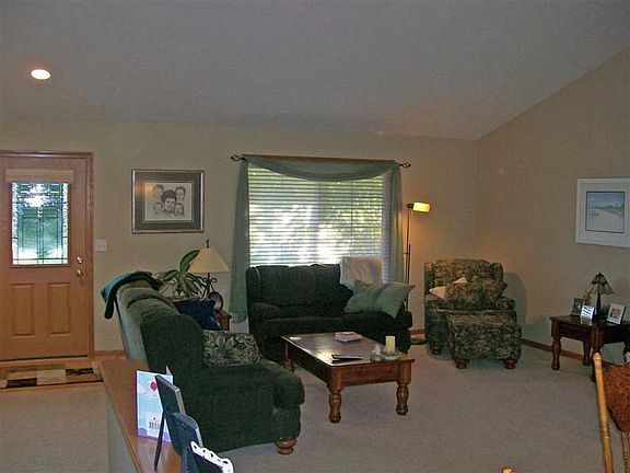 3rd image of 2443 Orchard Valley Dr