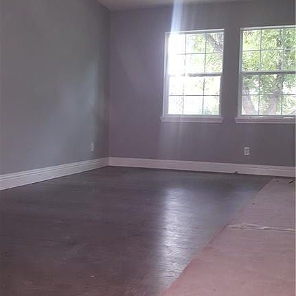 2nd image of 4936 Lubbock Ave