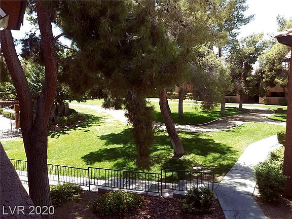 5th image of 2451 N Rainbow Blvd Unit 2077