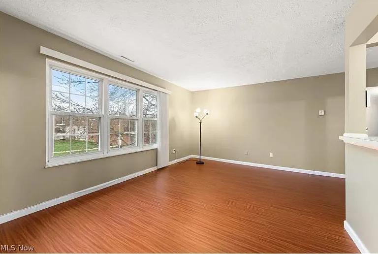 4787 Columbia Rd #204 — Photo 11