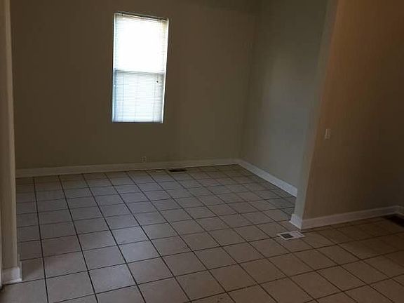 2nd image of 5007 S Wood St APT 1