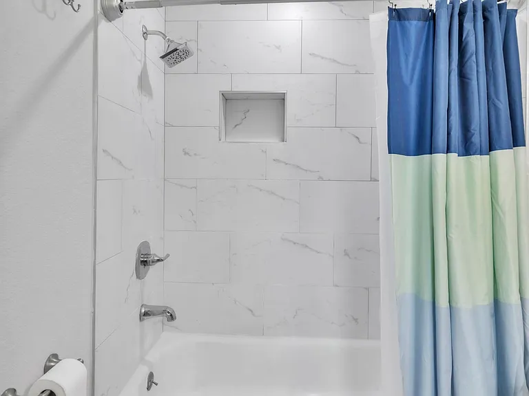 105 17th Ave S #1630 — Photo 17