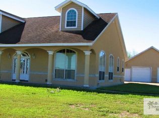 814 Don Felipe Trevino Cir, Los Indios, TX 78567