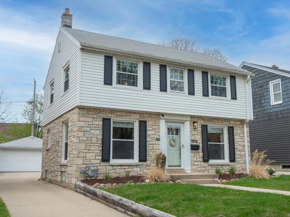 2835 North Hartung AVENUE, Milwaukee, WI 53210