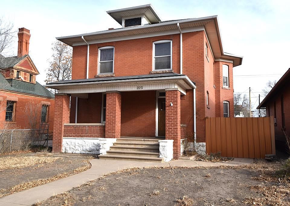 1st image of 225 W Evans Ave
