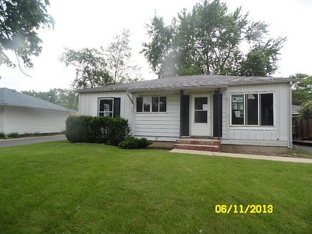 1st image of 903 Hollyberry Dr
