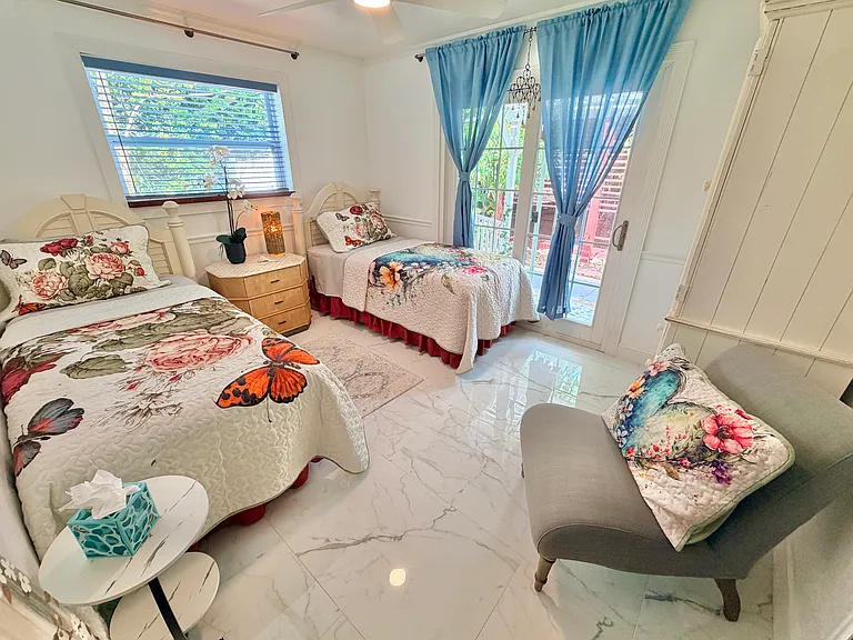 2702 McGregor Blvd — Photo 18