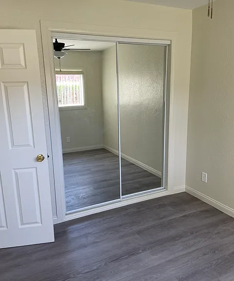 11240 Pangborn Ave — Photo 10