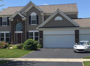 2331 Emerald Ln, Yorkville, IL 60560