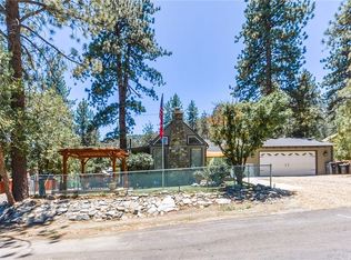 5652 Sycamore St, Wrightwood, CA 92397