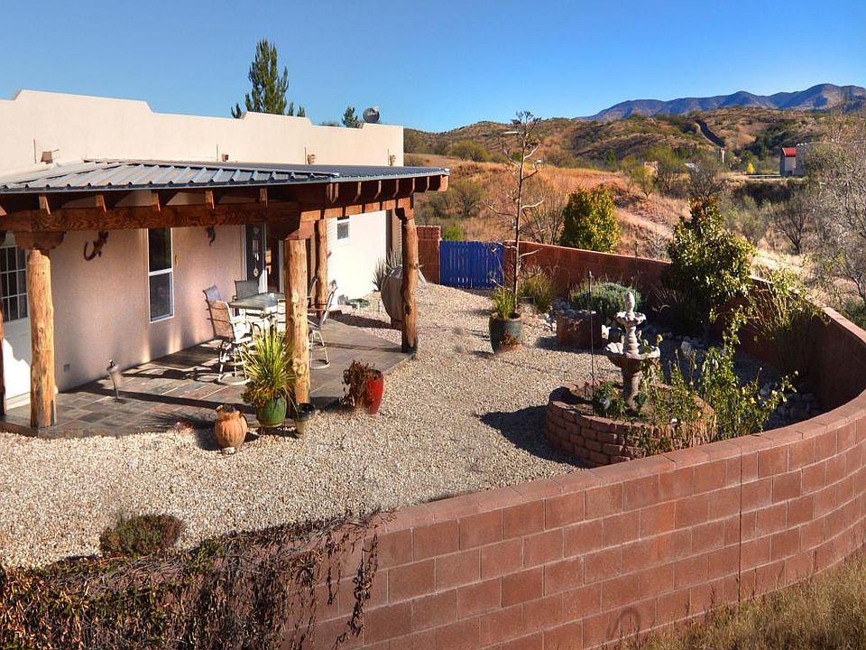 1st image of 405 Sierra Ln