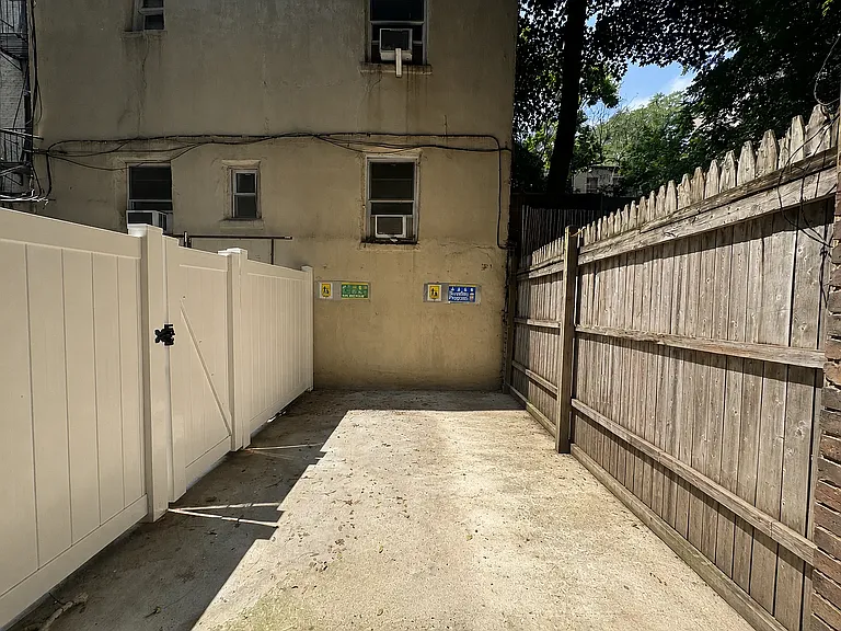 71 Thompson St #1D — Photo 3
