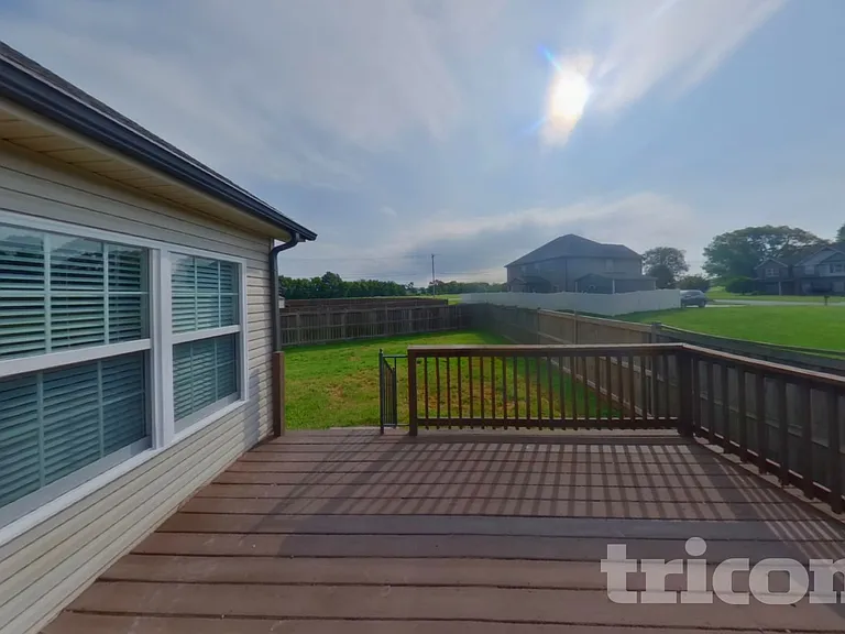 2344 Foxworth Ct — Photo 18