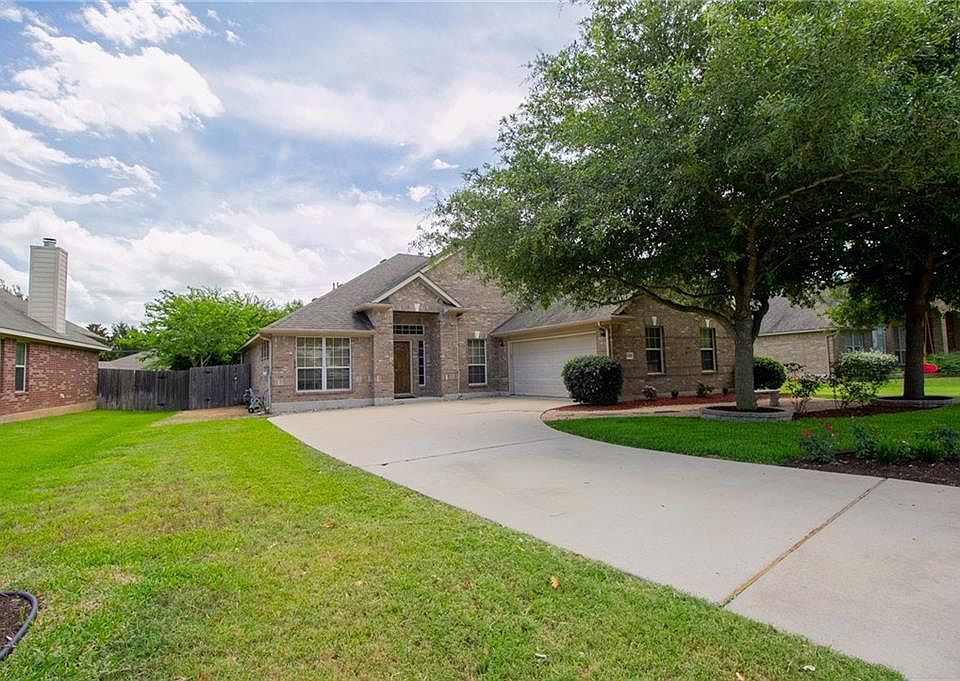1st image of 20409 Crooked Stick Dr